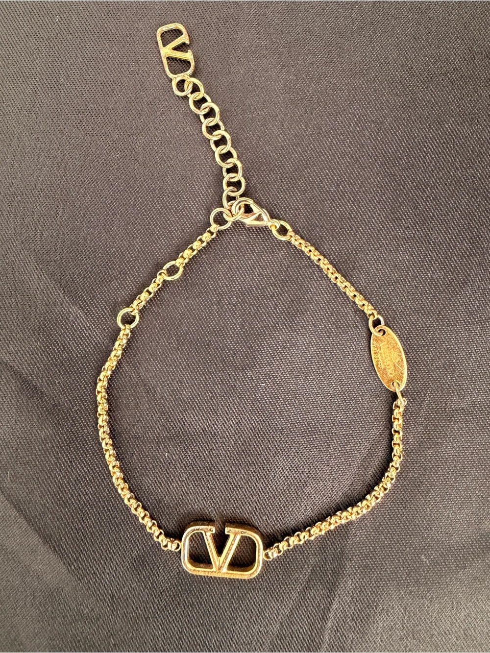 Auth Valentino Garavani V-Logo Chain Bracelet